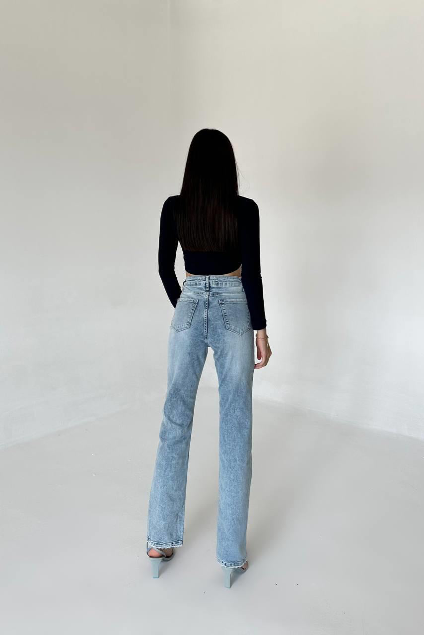 STRAIGHT LEG JEAN LIGHTBLUE